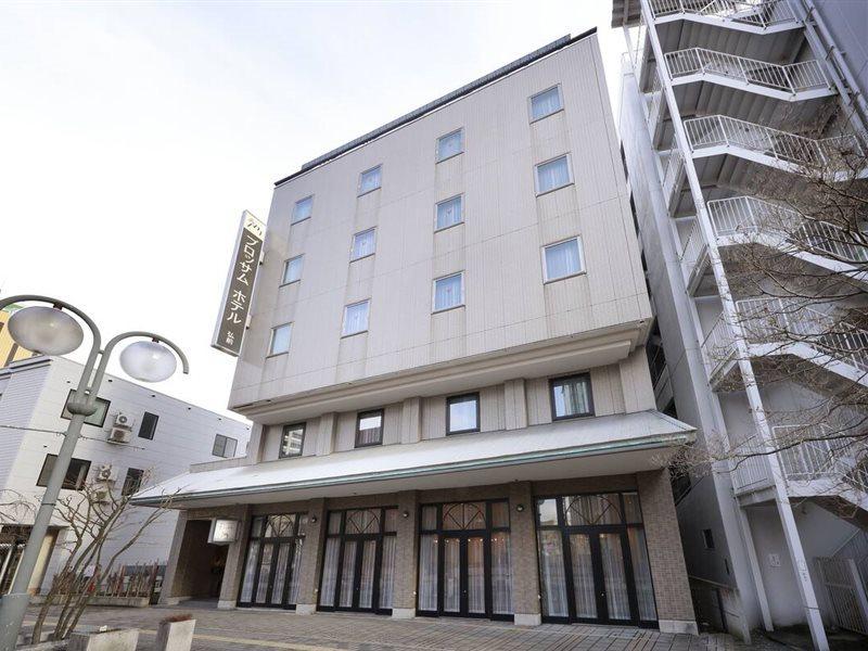 Blossom Hotel Хиросаки Экстерьер фото